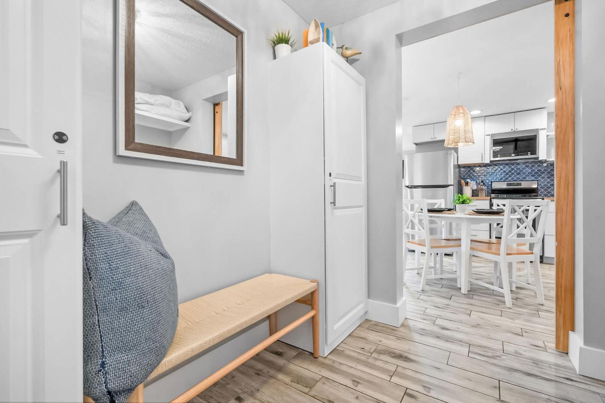 Coral Cottage, Stylish Studio Suite On Canal, Walkable To Beach, Private Parking 세인트어거스틴 외부 사진